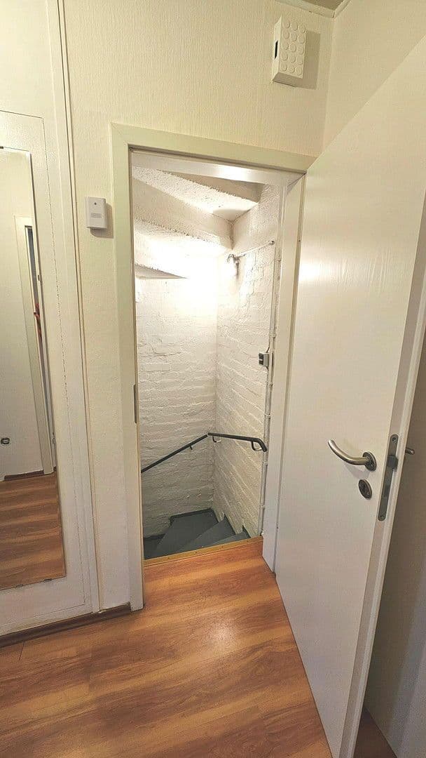 Prodej domu 86 m², pozemek 134 m², Eulenpfad 48, Celle, Dolní Sasko Prodej domu 86 m², pozemek 134 m², Eulenpfad 48, Celle, Dolní Sasko