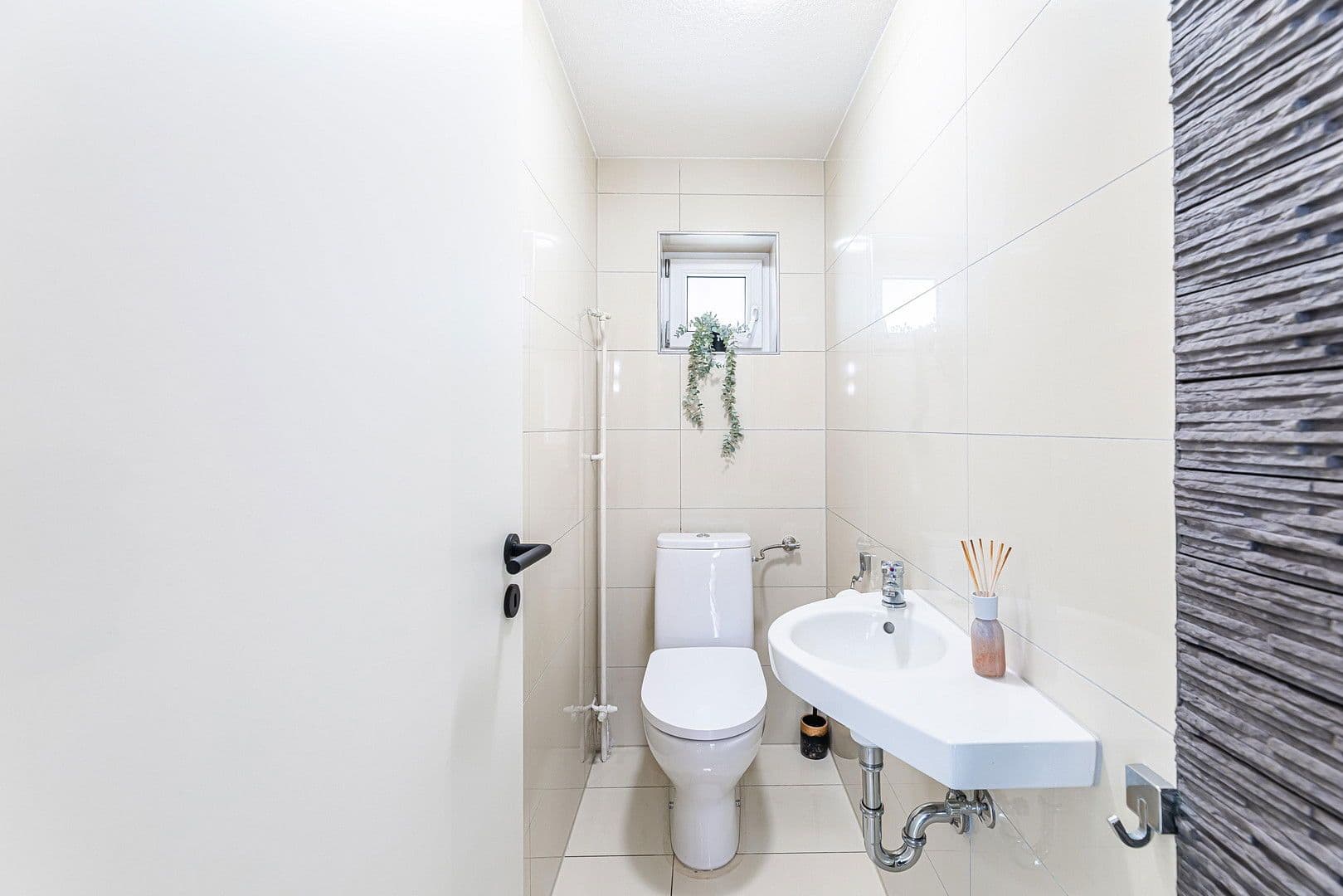 Prodej bytu 4+1 97 m², Allerseeweg 14, Höchberg, Bavorsko Prodej bytu 4+1 97 m², Allerseeweg 14, Höchberg, Bavorsko