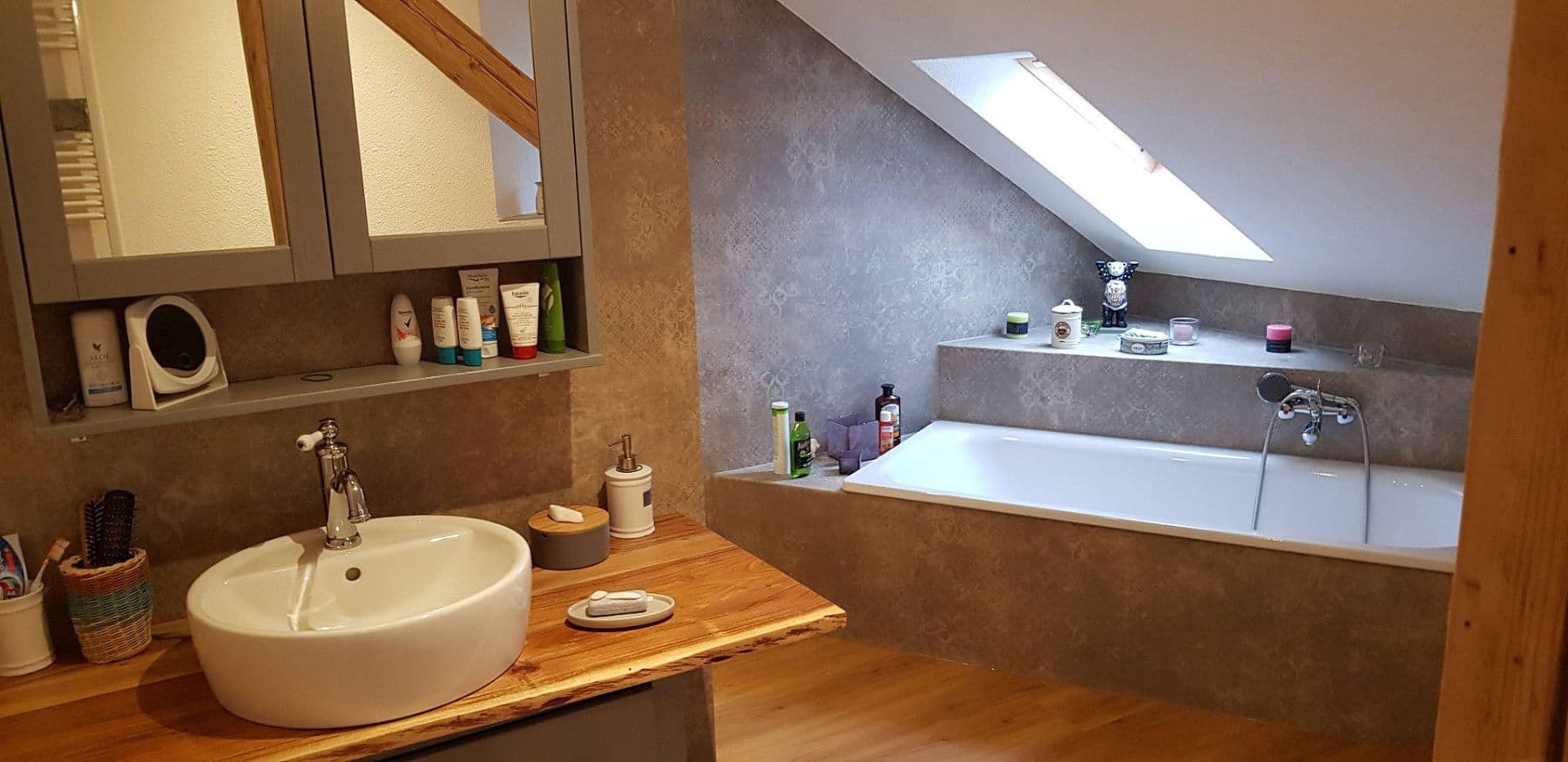 Prodej domu 360 m², pozemek 1.500 m², Deutschneudorf, Sasko Prodej domu 360 m², pozemek 1.500 m², Deutschneudorf, Sasko