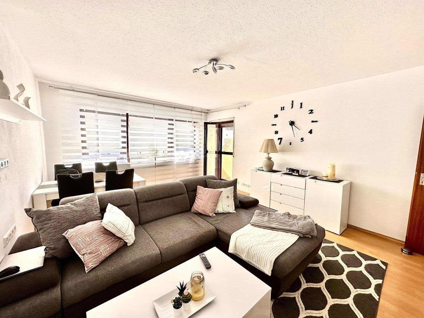 Pronájem bytu 3+1 70 m², Nordbahnstr. 99, Kaiserslautern, Porýní-Falc Pronájem bytu 3+1 70 m², Nordbahnstr. 99, Kaiserslautern, Porýní-Falc