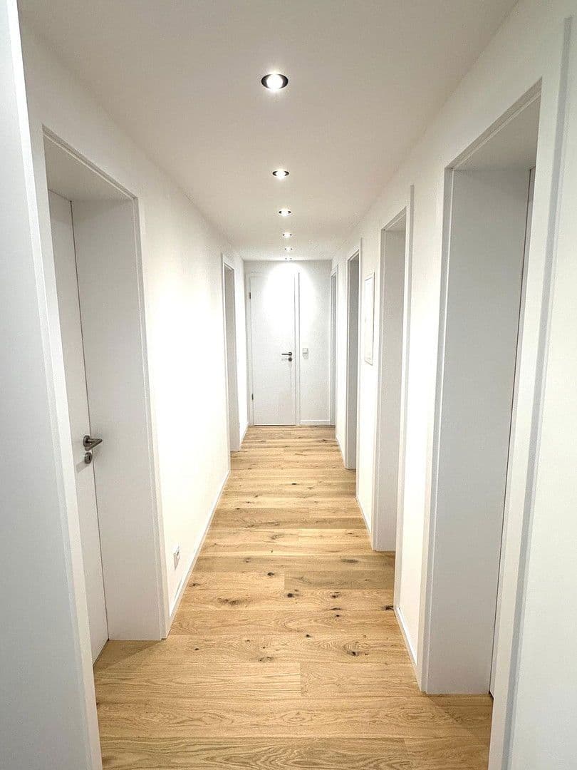 Prodej bytu 5+kk 124 m², Kastenackerweg 10, Esslingen am Neckar, Bádensko-Württembersko Prodej bytu 5+kk 124 m², Kastenackerweg 10, Esslingen am Neckar, Bádensko-Württembersko