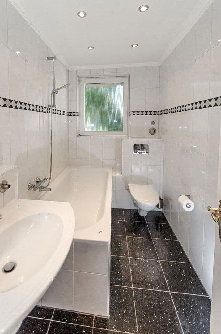 Prodej bytu 3+1 82 m², Schönsberg 44, Hamburg, Hamburg Prodej bytu 3+1 82 m², Schönsberg 44, Hamburg, Hamburg