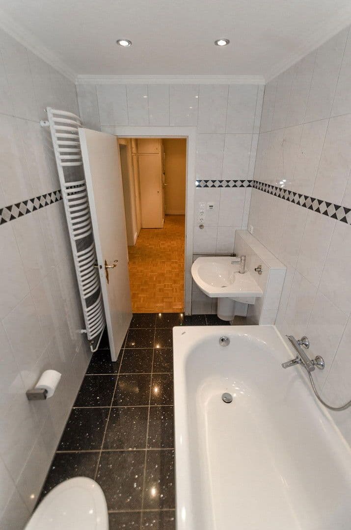 Prodej bytu 3+1 82 m², Schönsberg 44, Hamburg, Hamburg Prodej bytu 3+1 82 m², Schönsberg 44, Hamburg, Hamburg