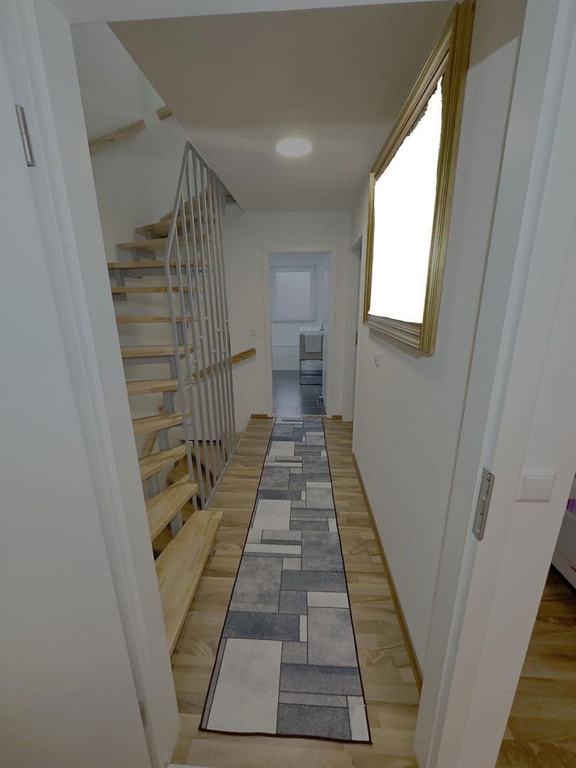 Prodej domu 195 m², pozemek 380 m², Pfinztal, Bádensko-Württembersko Prodej domu 195 m², pozemek 380 m², Pfinztal, Bádensko-Württembersko