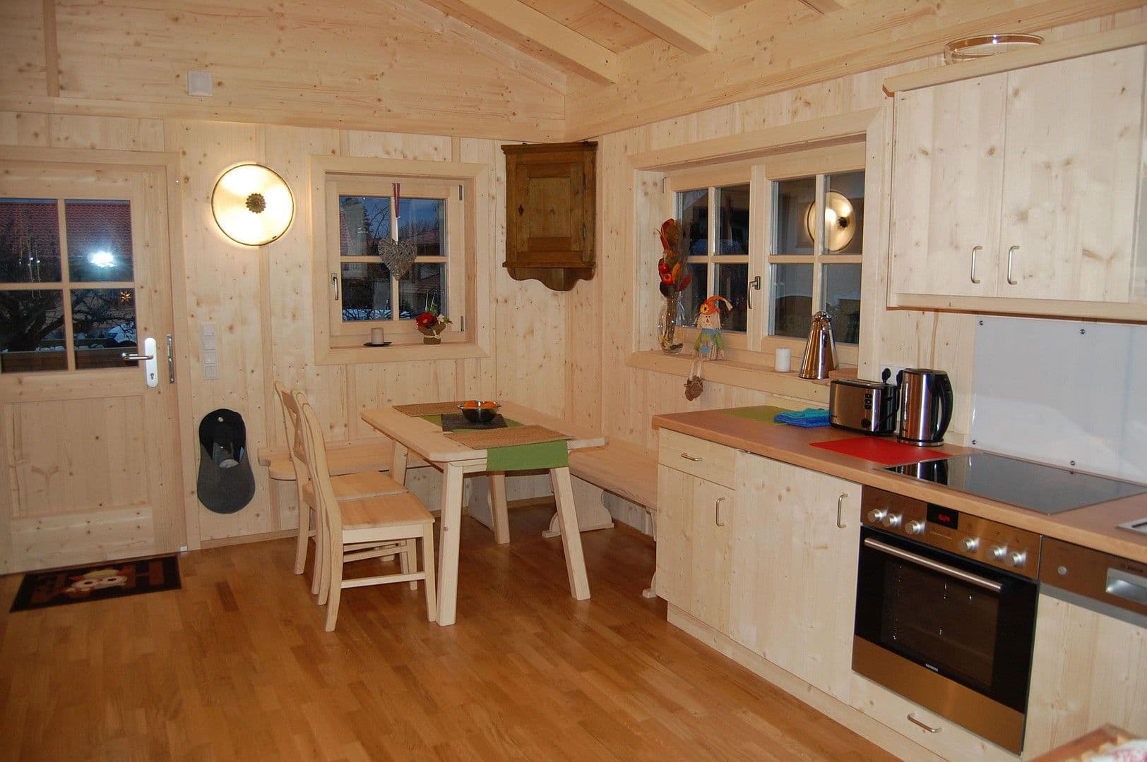 Prodej domu 57 m², pozemek 400 m², Schleching, Bavorsko Prodej domu 57 m², pozemek 400 m², Schleching, Bavorsko