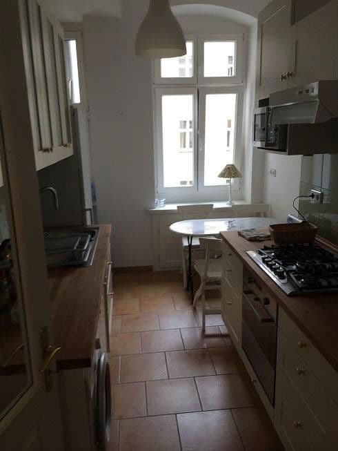 Prodej bytu 3+1 93 m², Sophie-Charlotten-Straße 37, Berlin, Berlín Prodej bytu 3+1 93 m², Sophie-Charlotten-Straße 37, Berlin, Berlín