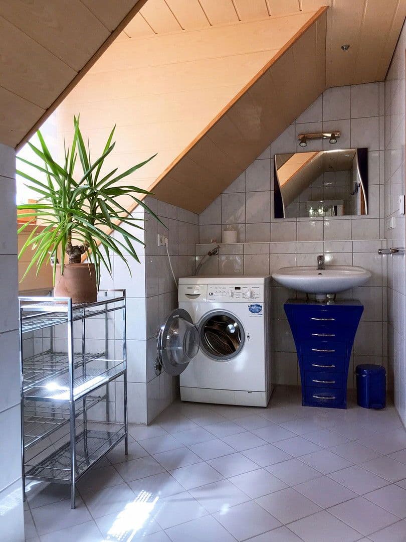 Prodej domu 200 m², pozemek 457 m², Burghausen, Bavorsko Prodej domu 200 m², pozemek 457 m², Burghausen, Bavorsko