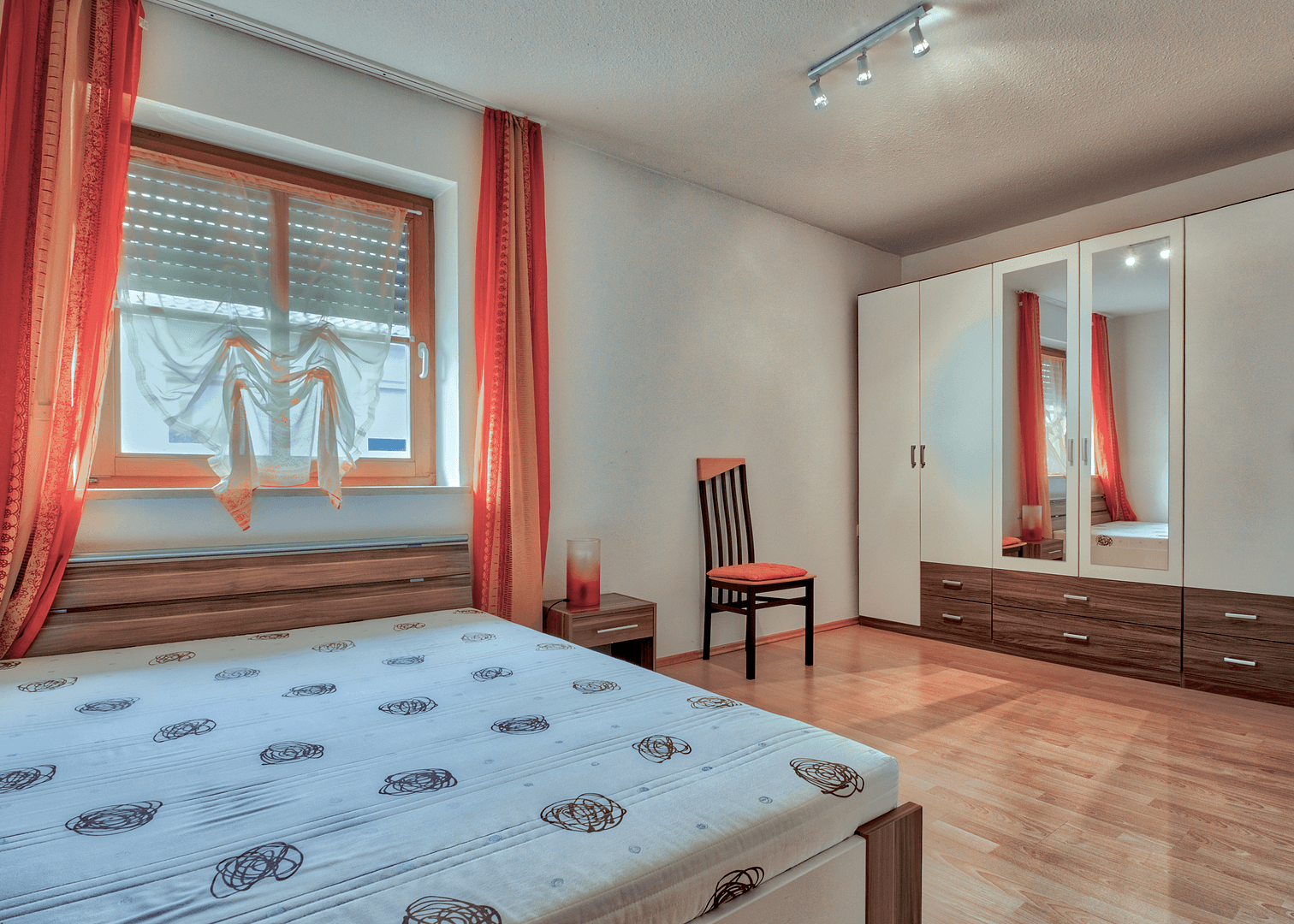 Prodej domu 200 m², pozemek 457 m², Burghausen, Bavorsko Prodej domu 200 m², pozemek 457 m², Burghausen, Bavorsko