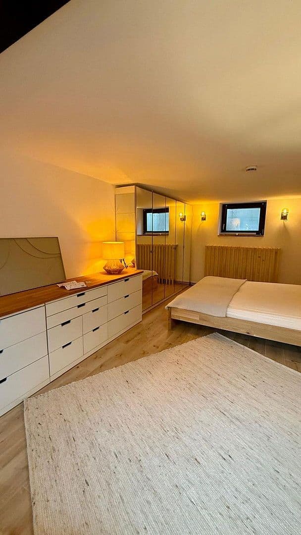 Pronájem bytu 2+kk 60 m², Köln, Severní Porýní-Vestfálsko Pronájem bytu 2+kk 60 m², Köln, Severní Porýní-Vestfálsko