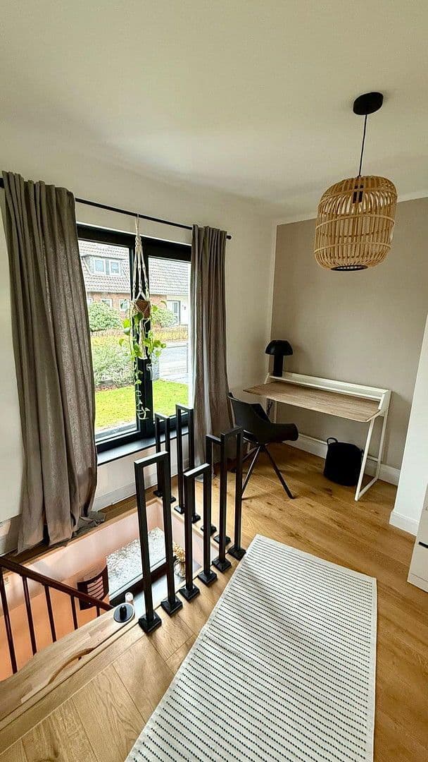 Pronájem bytu 2+kk 60 m², Köln, Severní Porýní-Vestfálsko Pronájem bytu 2+kk 60 m², Köln, Severní Porýní-Vestfálsko