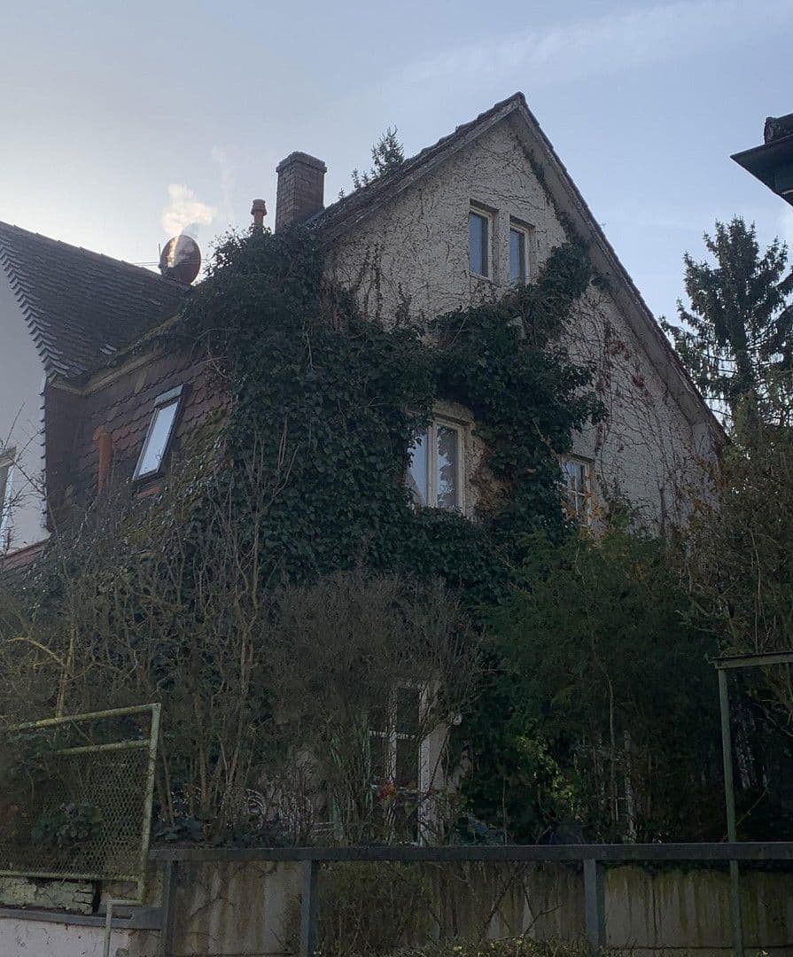 Prodej domu 120 m², pozemek 206 m², Stuttgart, Bádensko-Württembersko Prodej domu 120 m², pozemek 206 m², Stuttgart, Bádensko-Württembersko