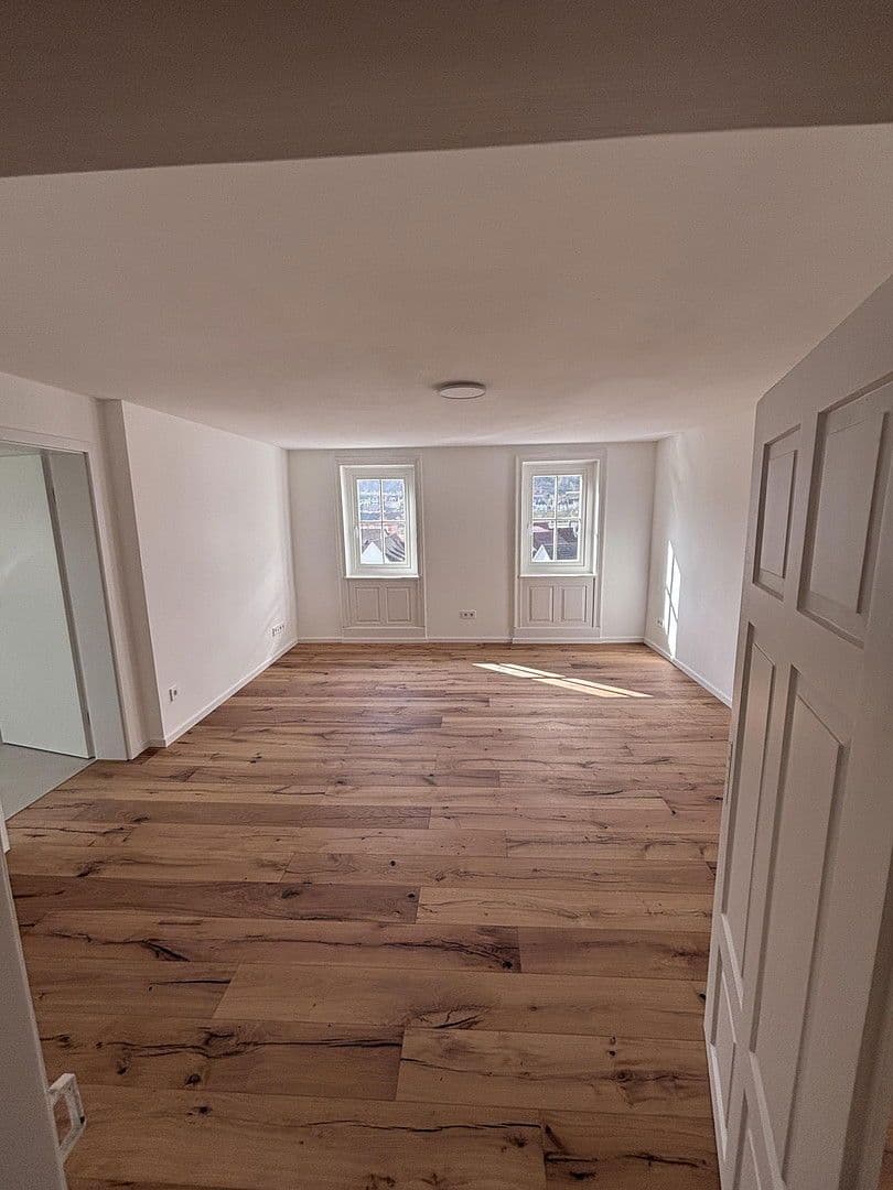 Pronájem bytu 3+1 105 m², Lorch, Bádensko-Württembersko Pronájem bytu 3+1 105 m², Lorch, Bádensko-Württembersko