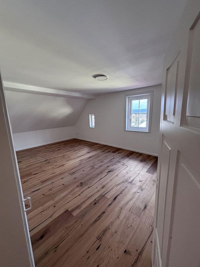 Pronájem bytu 3+1 105 m², Lorch, Bádensko-Württembersko Pronájem bytu 3+1 105 m², Lorch, Bádensko-Württembersko