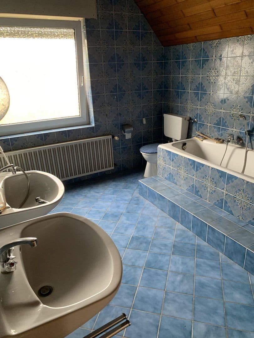 Prodej domu 192 m², pozemek 875 m², Elsdorf, Severní Porýní-Vestfálsko Prodej domu 192 m², pozemek 875 m², Elsdorf, Severní Porýní-Vestfálsko