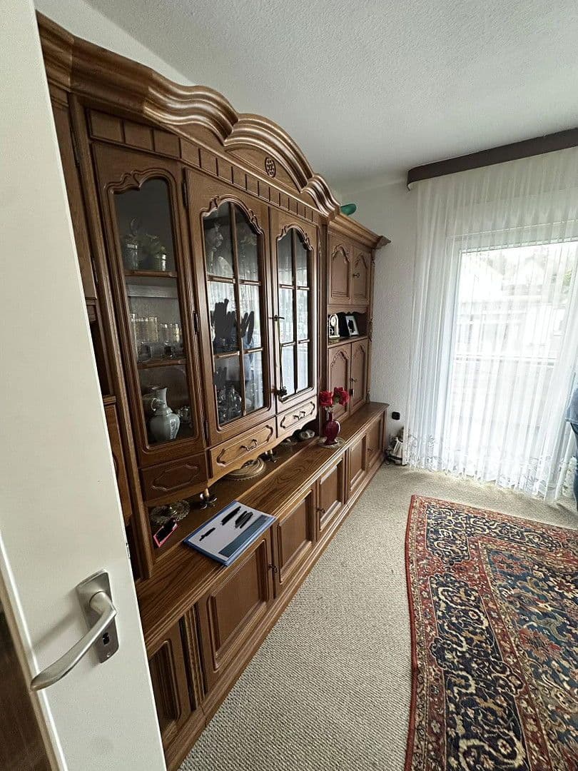 Pronájem bytu 2+1 61 m², Erbschlöer Straße, Wuppertal - Ronsdorf, Severní Porýní-Vestfálsko Pronájem bytu 2+1 61 m², Erbschlöer Straße, Wuppertal - Ronsdorf, Severní Porýní-Vestfálsko