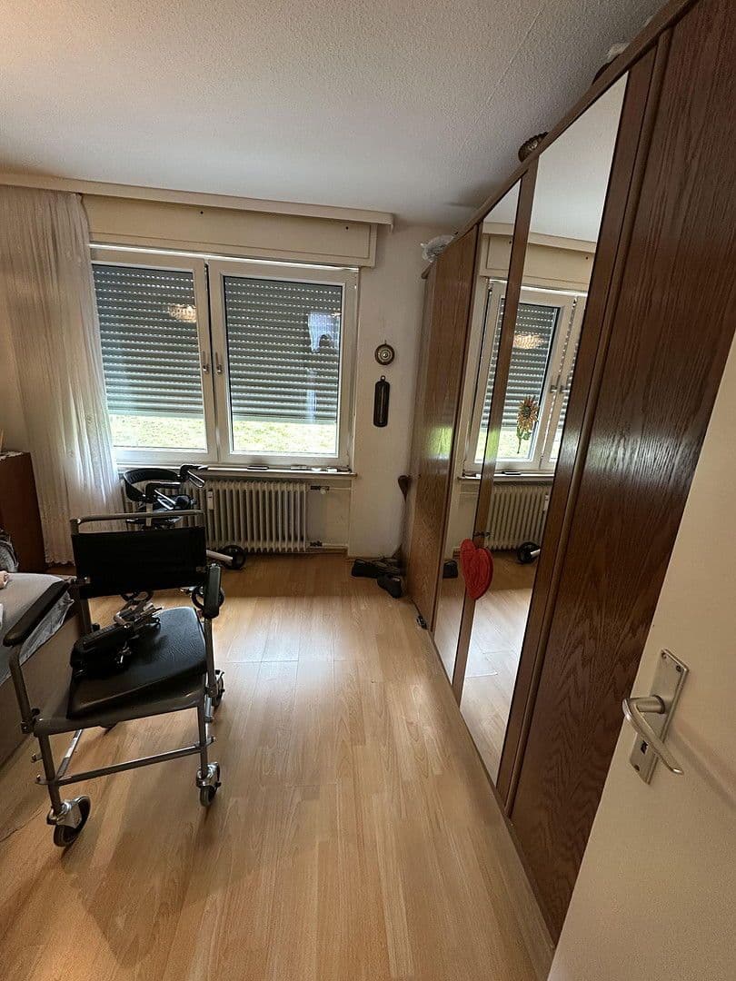 Pronájem bytu 2+1 61 m², Erbschlöer Straße, Wuppertal - Ronsdorf, Severní Porýní-Vestfálsko Pronájem bytu 2+1 61 m², Erbschlöer Straße, Wuppertal - Ronsdorf, Severní Porýní-Vestfálsko