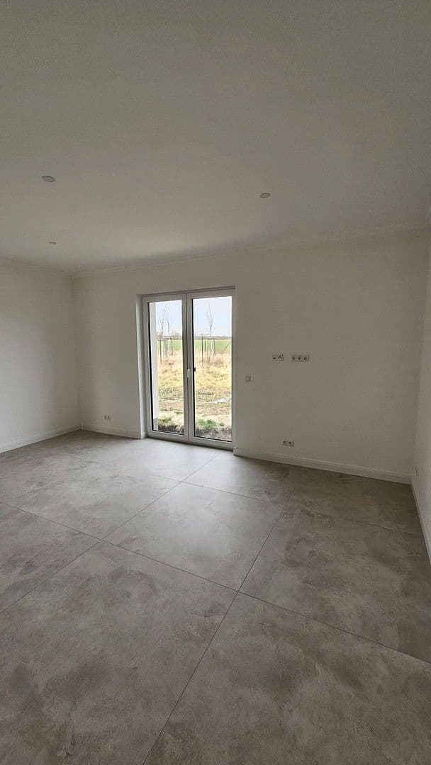 Pronájem domu 131 m², pozemek 820 m², Zossen, Braniborsko Pronájem domu 131 m², pozemek 820 m², Zossen, Braniborsko