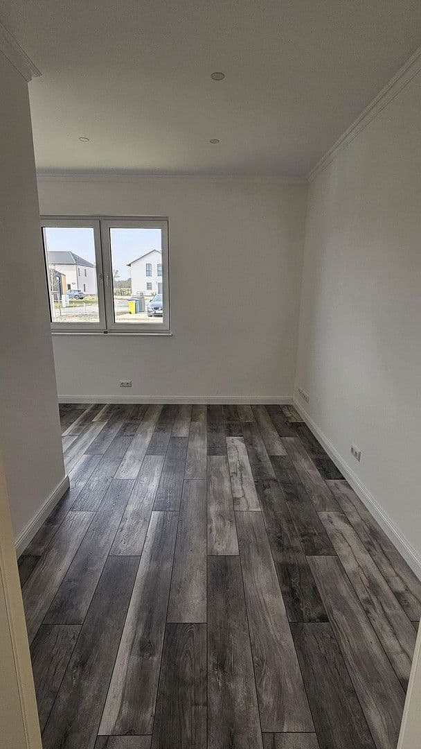 Pronájem domu 131 m², pozemek 820 m², Zossen, Braniborsko Pronájem domu 131 m², pozemek 820 m², Zossen, Braniborsko