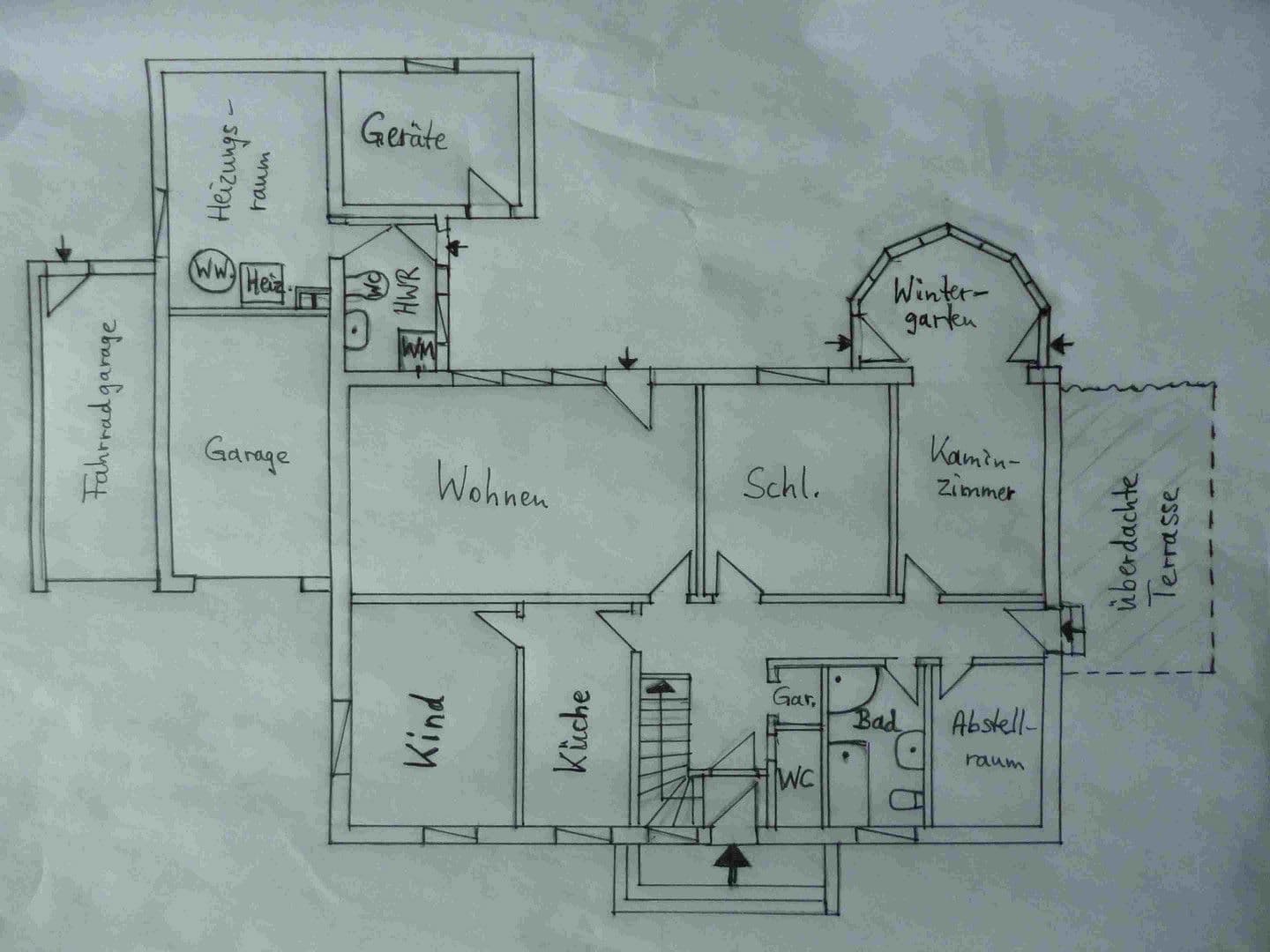 Prodej domu 229 m², pozemek 785 m², Wiefelstede, Dolní Sasko Prodej domu 229 m², pozemek 785 m², Wiefelstede, Dolní Sasko