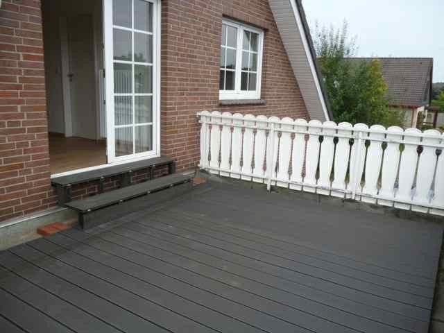 Prodej domu 229 m², pozemek 785 m², Wiefelstede, Dolní Sasko Prodej domu 229 m², pozemek 785 m², Wiefelstede, Dolní Sasko