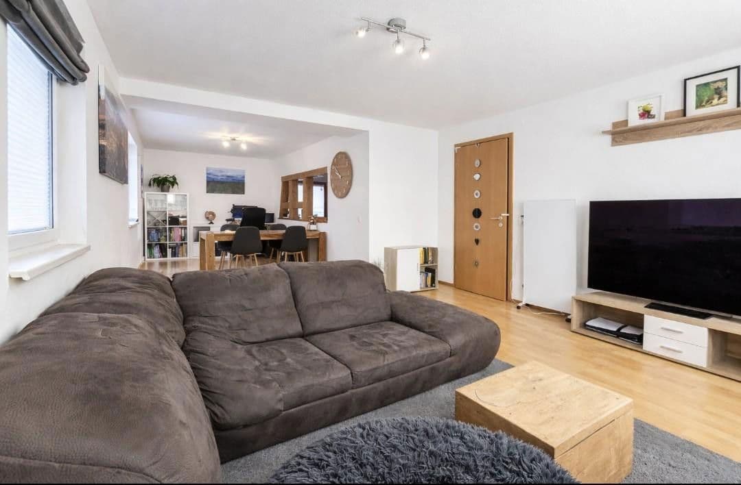 Prodej domu 124 m², pozemek 100 m², Calw, Bádensko-Württembersko Prodej domu 124 m², pozemek 100 m², Calw, Bádensko-Württembersko