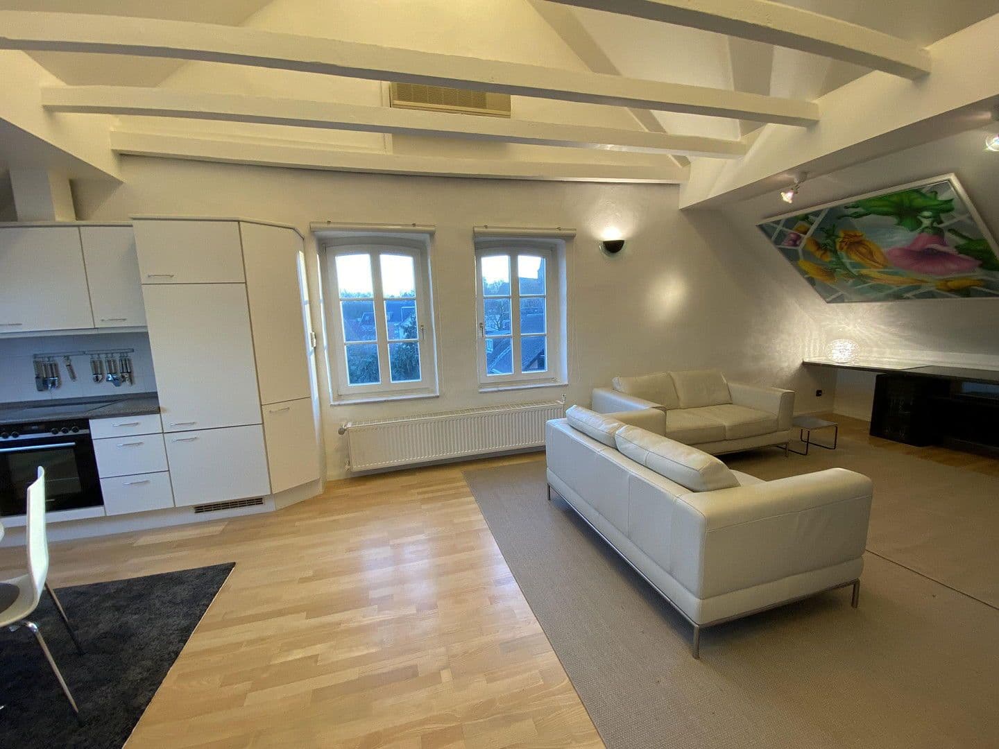 Pronájem bytu 1+kk 65 m², Köln, Severní Porýní-Vestfálsko Pronájem bytu 1+kk 65 m², Köln, Severní Porýní-Vestfálsko