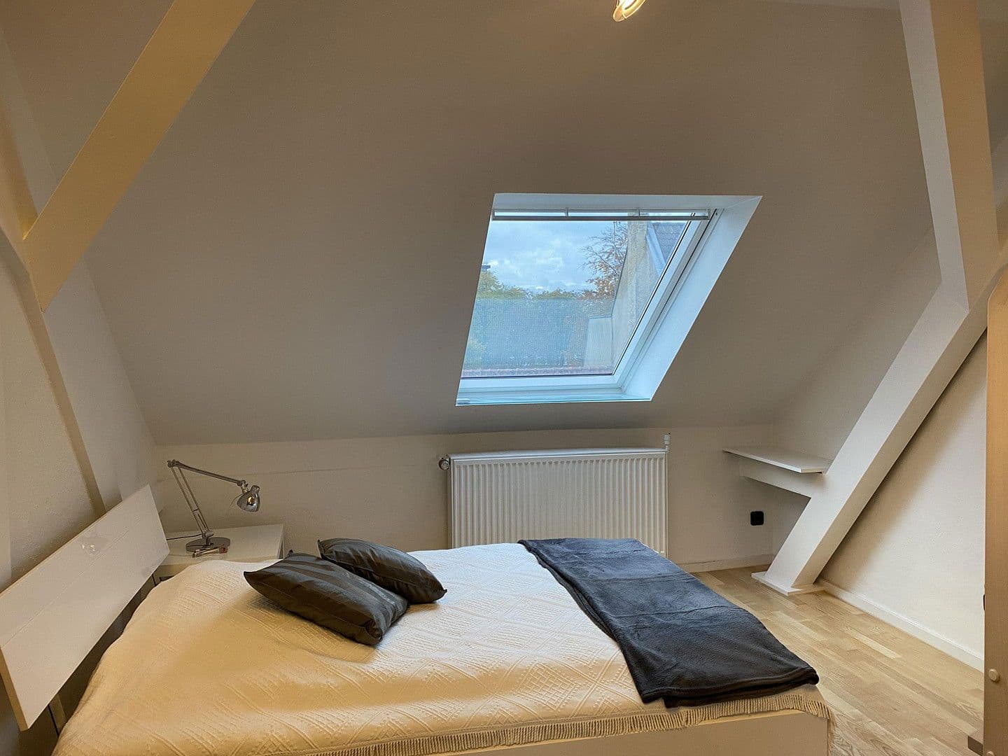 Pronájem bytu 1+kk 65 m², Köln, Severní Porýní-Vestfálsko Pronájem bytu 1+kk 65 m², Köln, Severní Porýní-Vestfálsko