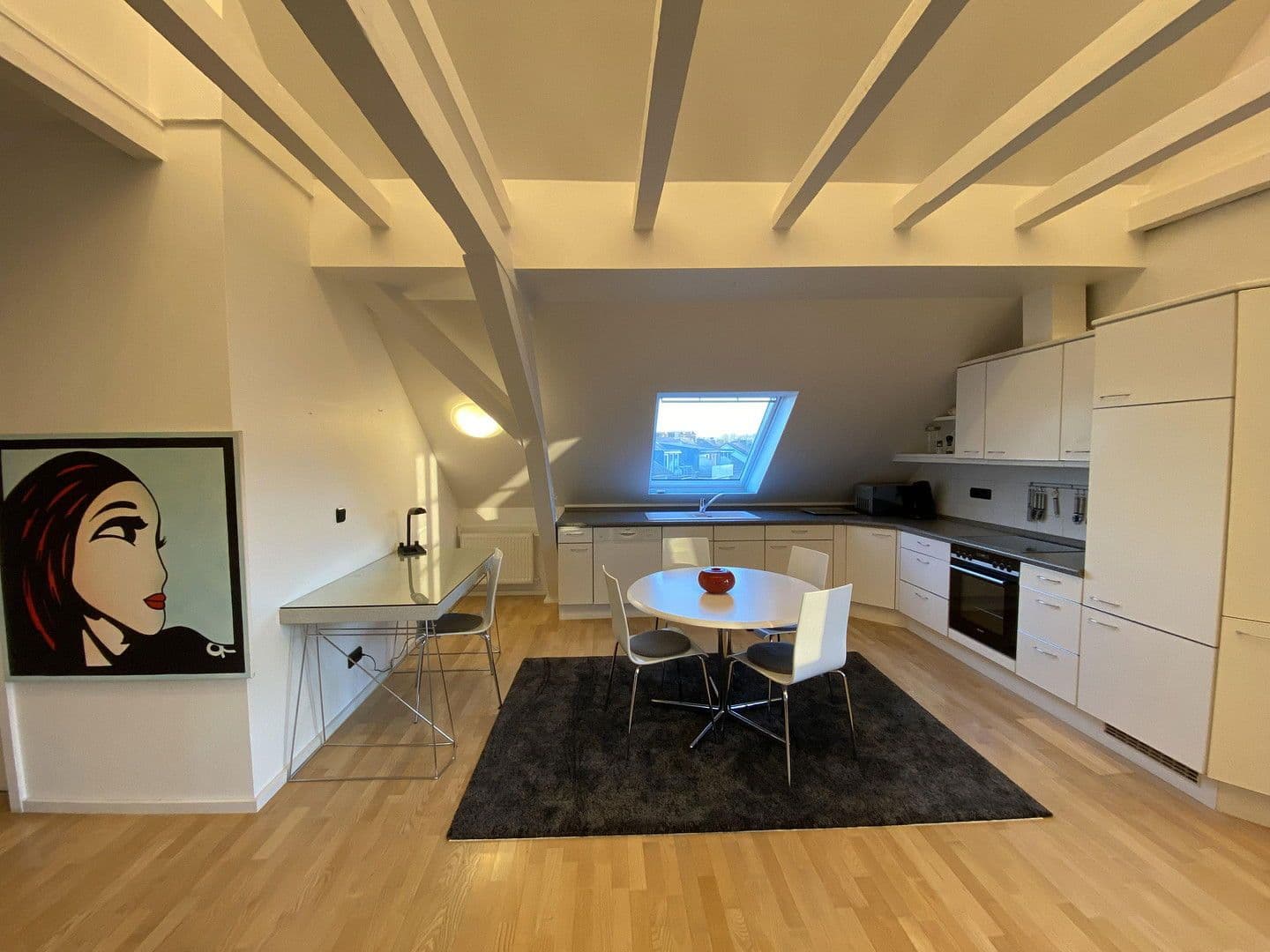 Pronájem bytu 1+kk 65 m², Köln, Severní Porýní-Vestfálsko Pronájem bytu 1+kk 65 m², Köln, Severní Porýní-Vestfálsko