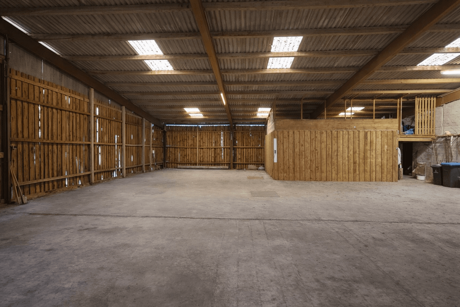 Prodej domu 281 m², pozemek 5.575 m², Konz, Porýní-Falc Prodej domu 281 m², pozemek 5.575 m², Konz, Porýní-Falc