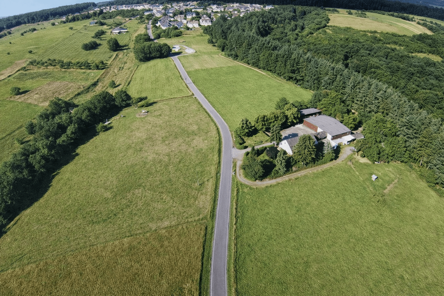 Prodej domu 281 m², pozemek 5.575 m², Konz, Porýní-Falc Prodej domu 281 m², pozemek 5.575 m², Konz, Porýní-Falc