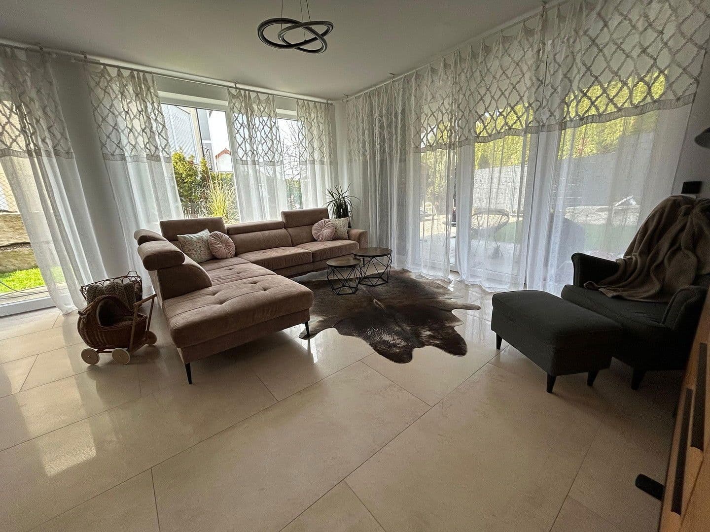 Prodej bytu 3+kk 104 m², Niefern-Öschelbronn, Bádensko-Württembersko Prodej bytu 3+kk 104 m², Niefern-Öschelbronn, Bádensko-Württembersko