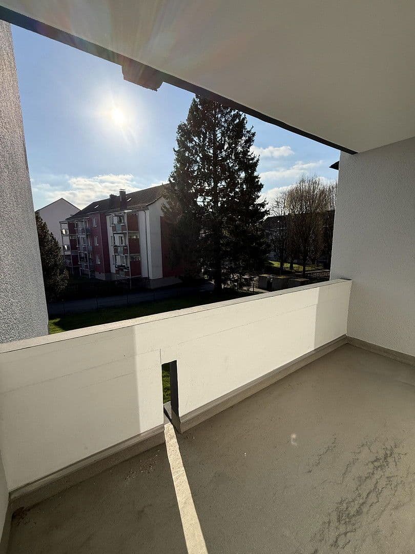 Pronájem bytu 1+kk 35 m², Neu Löhdorf 17, Solingen, Severní Porýní-Vestfálsko Pronájem bytu 1+kk 35 m², Neu Löhdorf 17, Solingen, Severní Porýní-Vestfálsko