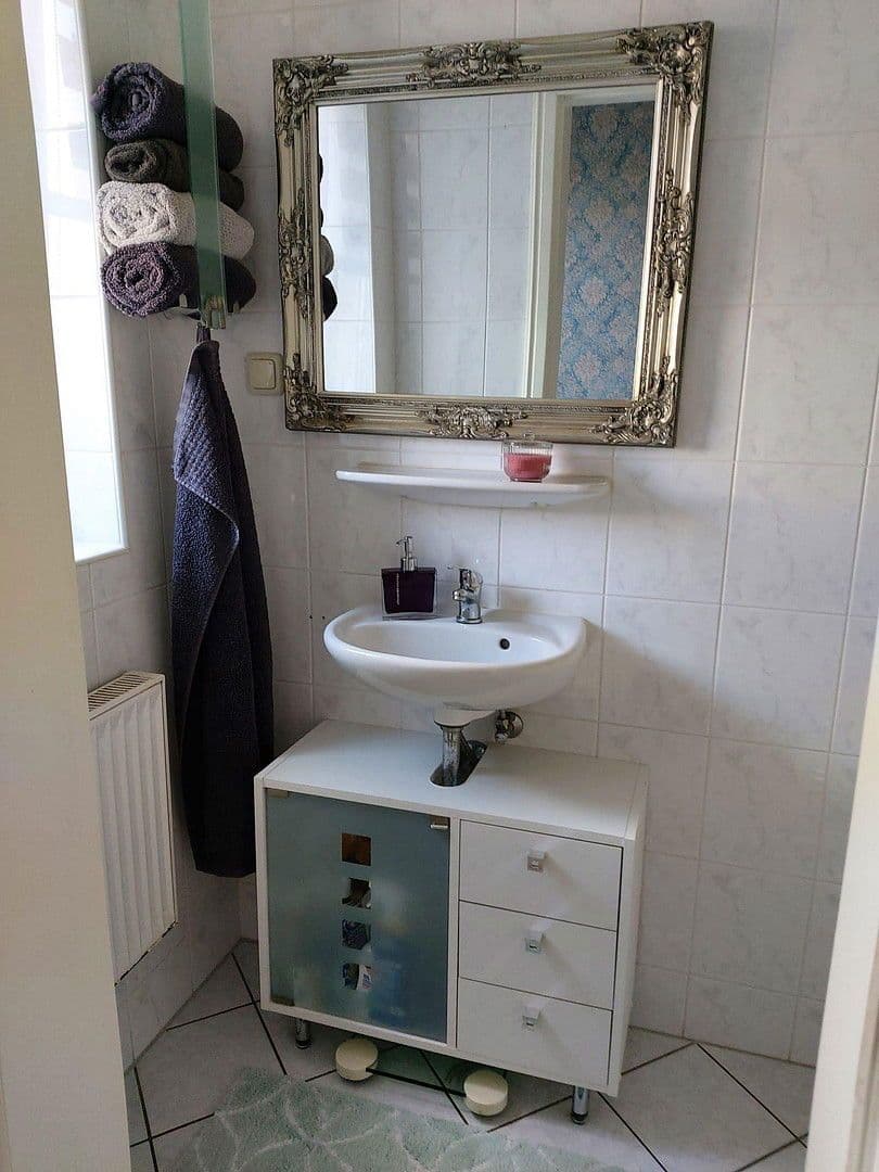 Prodej domu 115 m², pozemek 128 m², Laatzen, Dolní Sasko Prodej domu 115 m², pozemek 128 m², Laatzen, Dolní Sasko