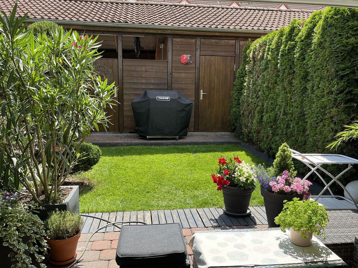 Prodej domu 115 m², pozemek 128 m², Laatzen, Dolní Sasko Prodej domu 115 m², pozemek 128 m², Laatzen, Dolní Sasko