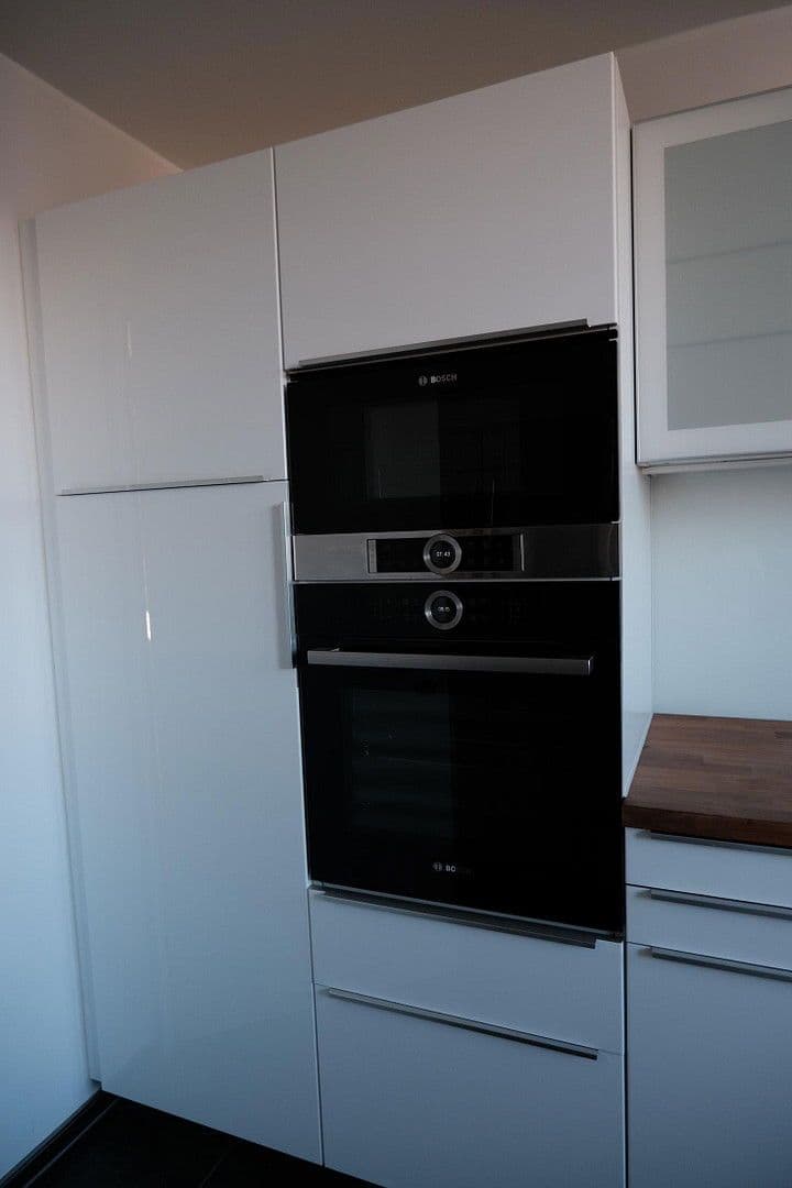 Pronájem bytu 4+1 120 m², Essenberger Straße 82, Moers, Severní Porýní-Vestfálsko Pronájem bytu 4+1 120 m², Essenberger Straße 82, Moers, Severní Porýní-Vestfálsko