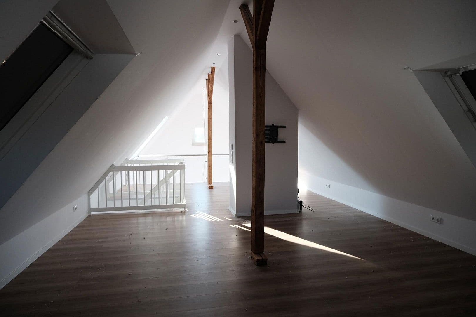 Pronájem bytu 4+1 120 m², Essenberger Straße 82, Moers, Severní Porýní-Vestfálsko Pronájem bytu 4+1 120 m², Essenberger Straße 82, Moers, Severní Porýní-Vestfálsko