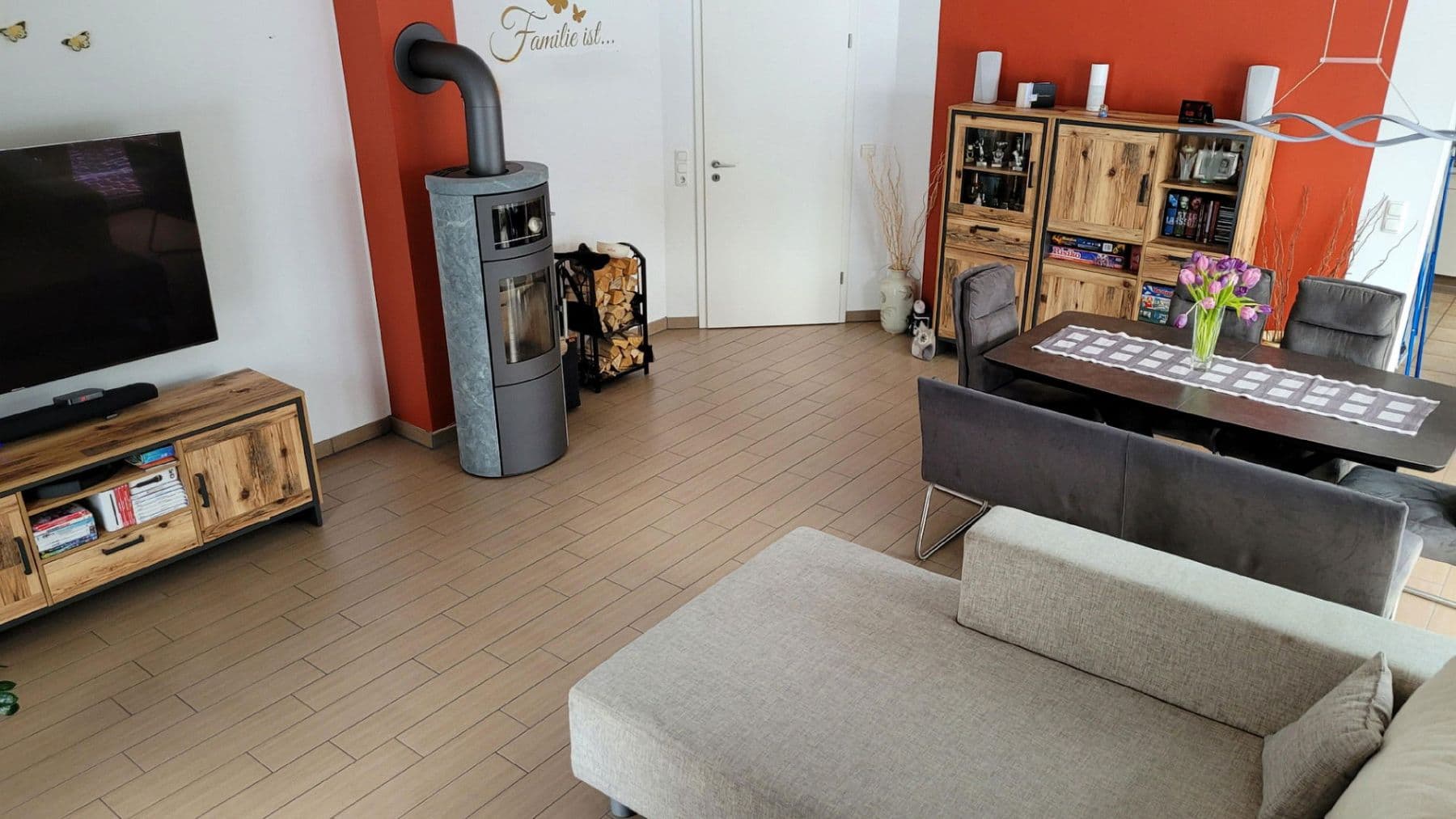 Prodej domu 137 m², pozemek 903 m², Buchholz in der Nordheide, Dolní Sasko Prodej domu 137 m², pozemek 903 m², Buchholz in der Nordheide, Dolní Sasko