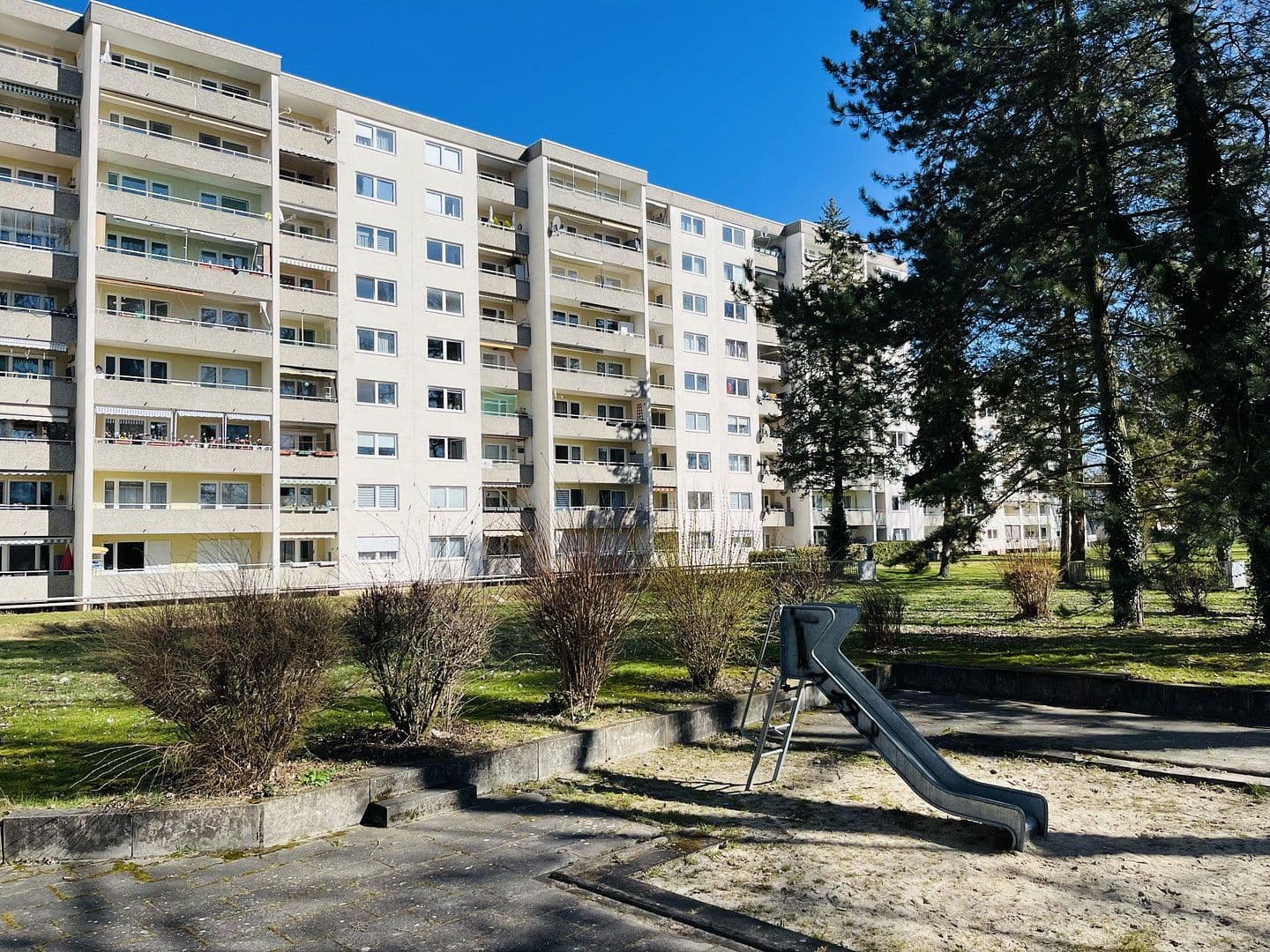 Prodej bytu 3+kk 84 m², Puchheim Bahnhof, Bavorsko Prodej bytu 3+kk 84 m², Puchheim Bahnhof, Bavorsko