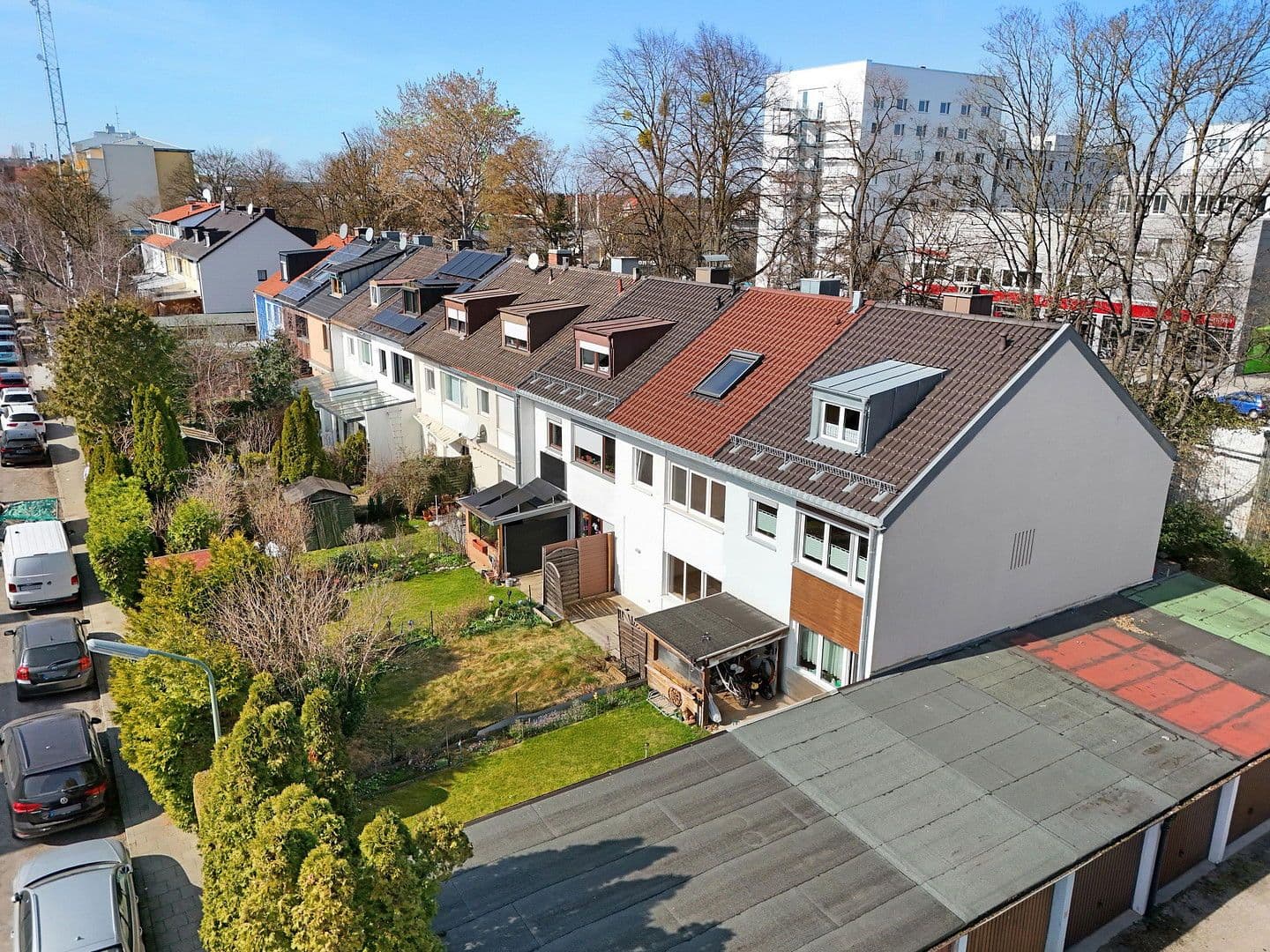 Prodej domu 110 m², pozemek 174 m², Veldener Str. 116, München, Bavorsko Prodej domu 110 m², pozemek 174 m², Veldener Str. 116, München, Bavorsko