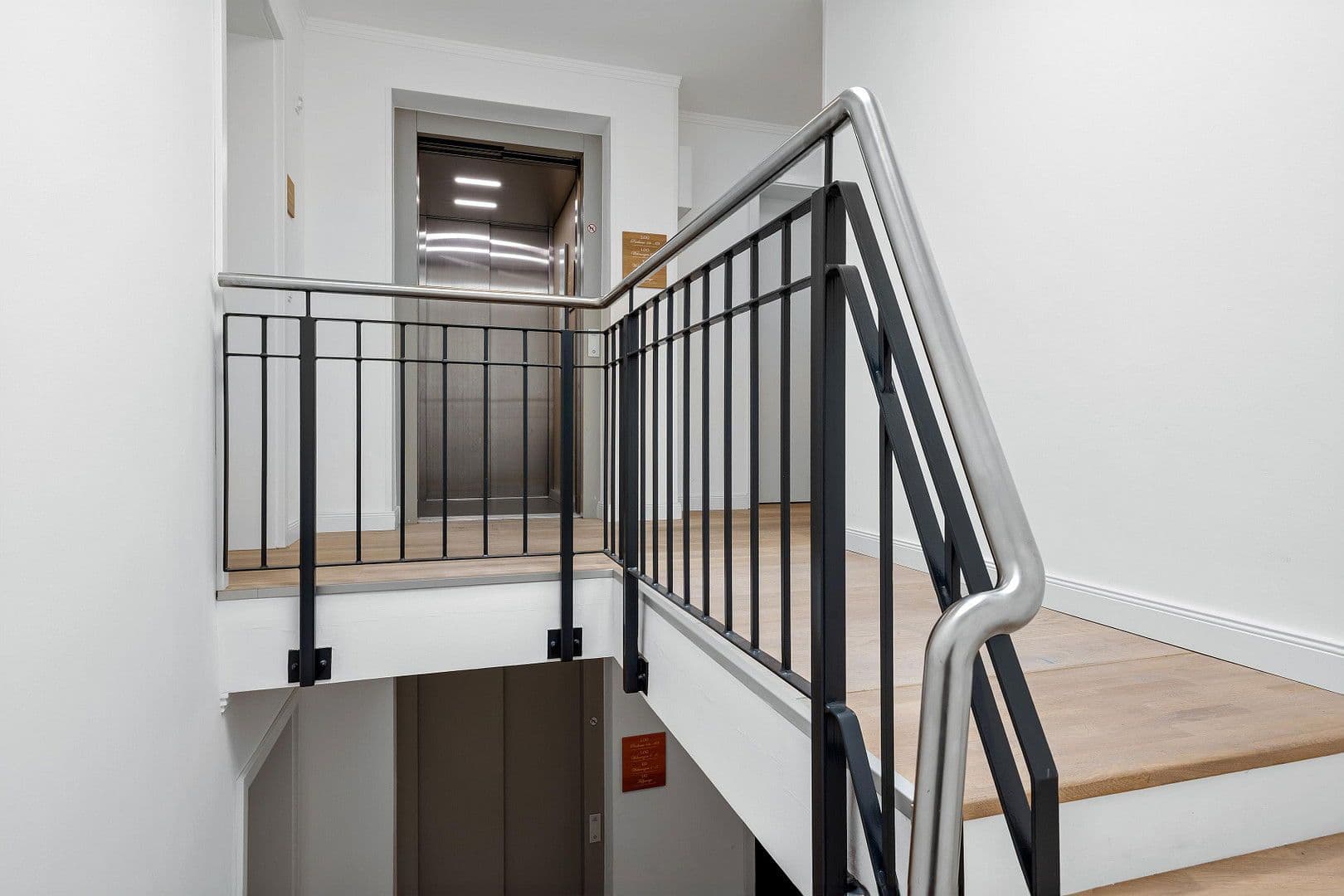 Prodej domu 361 m², pozemek 1.330 m², Tannenstraße 7 c, Kühlungsborn, Mecklenburg-Vorpommern Prodej domu 361 m², pozemek 1.330 m², Tannenstraße 7 c, Kühlungsborn, Mecklenburg-Vorpommern