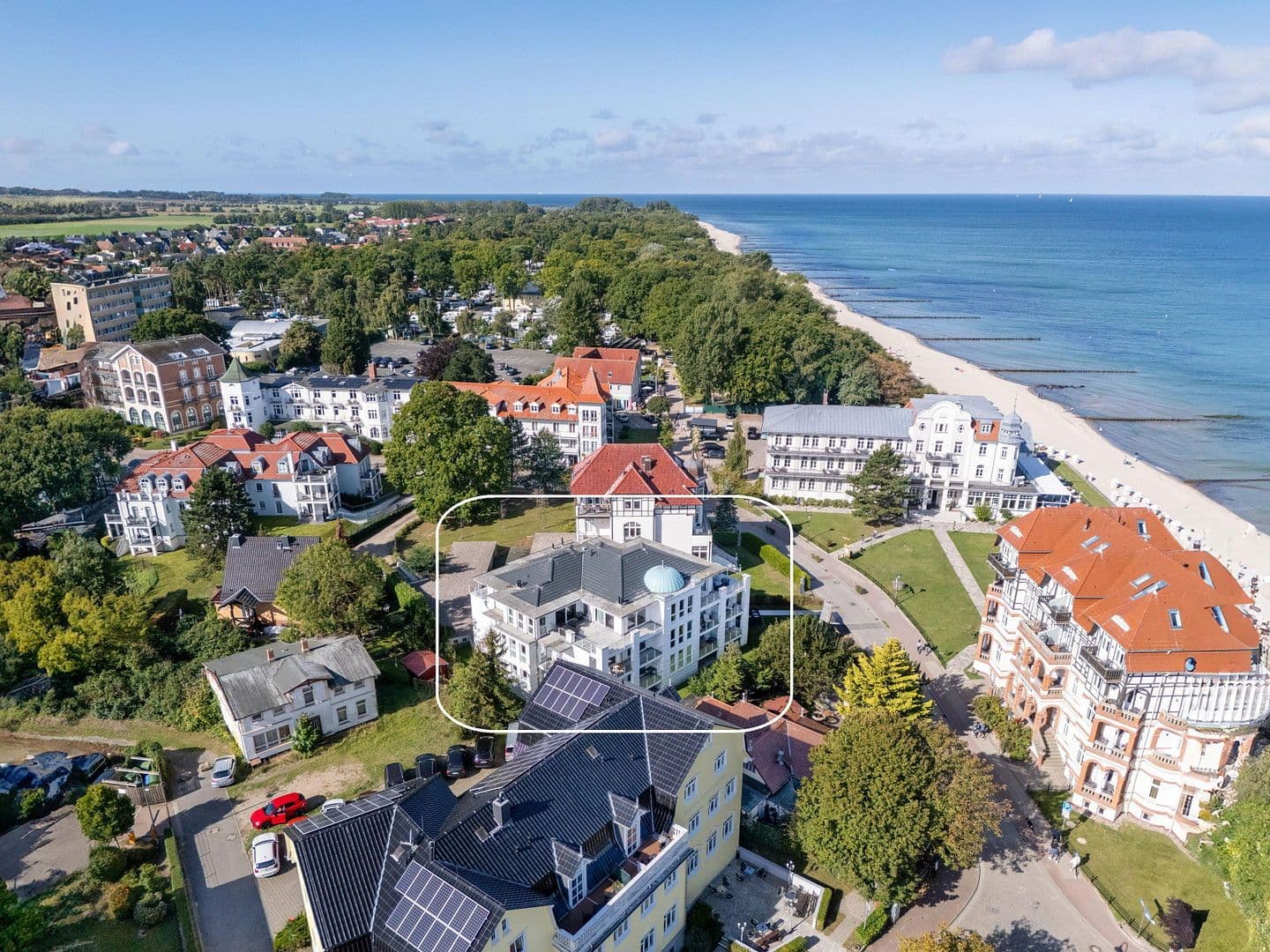 Prodej domu 361 m², pozemek 1.330 m², Tannenstraße 7 c, Kühlungsborn, Mecklenburg-Vorpommern Prodej domu 361 m², pozemek 1.330 m², Tannenstraße 7 c, Kühlungsborn, Mecklenburg-Vorpommern