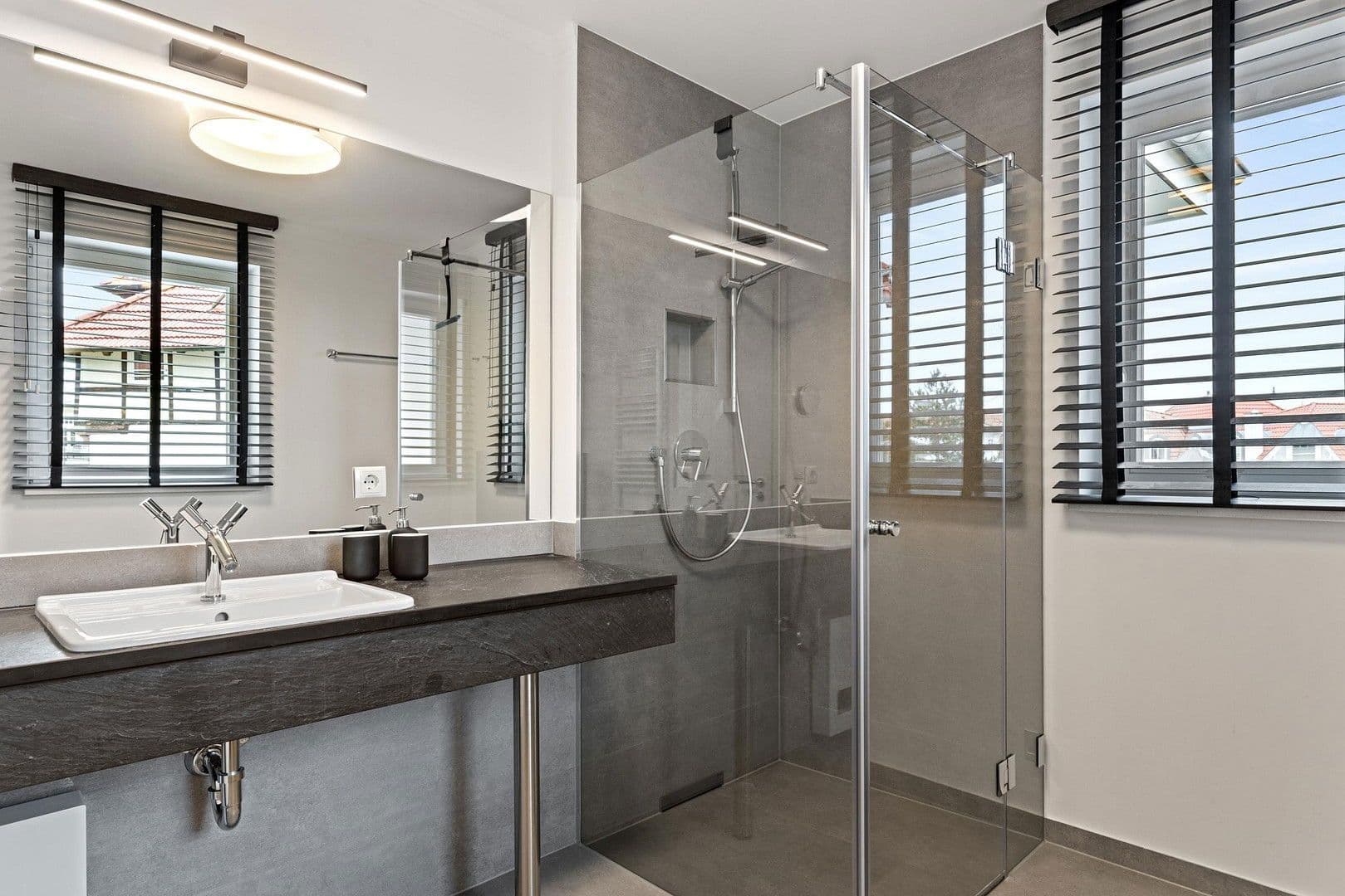 Prodej domu 361 m², pozemek 1.330 m², Tannenstraße 7 c, Kühlungsborn, Mecklenburg-Vorpommern Prodej domu 361 m², pozemek 1.330 m², Tannenstraße 7 c, Kühlungsborn, Mecklenburg-Vorpommern