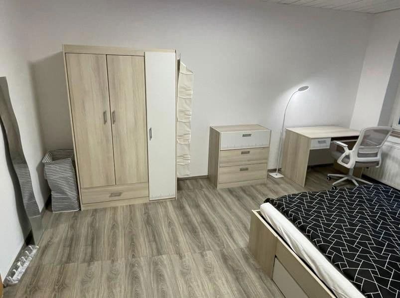 Pronájem bytu 17 m², An der Kaiseraue 11, Bochum, Severní Porýní-Vestfálsko Pronájem bytu 17 m², An der Kaiseraue 11, Bochum, Severní Porýní-Vestfálsko