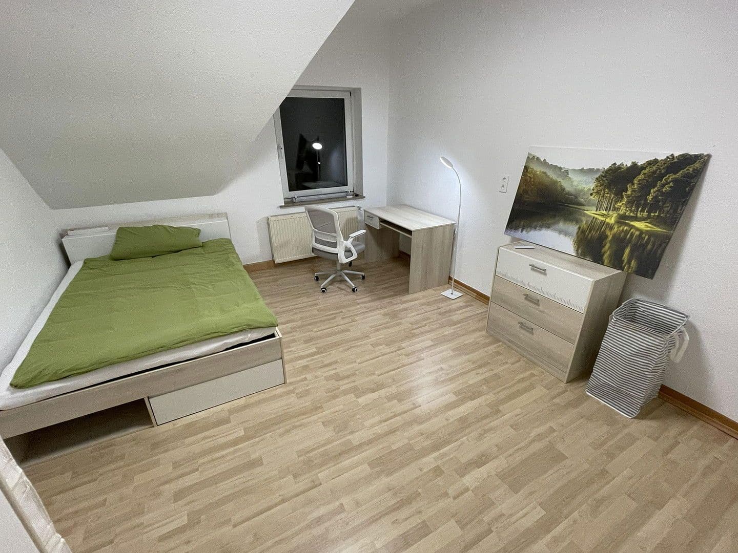 Pronájem bytu 17 m², An der Kaiseraue 11, Bochum, Severní Porýní-Vestfálsko Pronájem bytu 17 m², An der Kaiseraue 11, Bochum, Severní Porýní-Vestfálsko