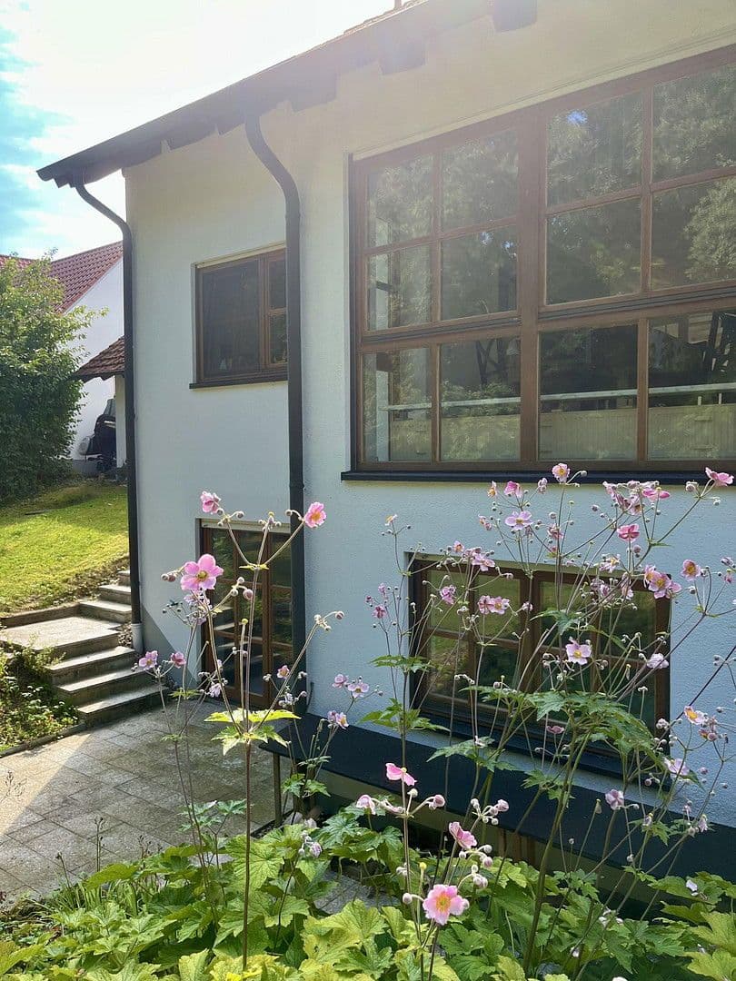 Prodej domu 245 m², pozemek 1.770 m², Nittendorf, Bavorsko Prodej domu 245 m², pozemek 1.770 m², Nittendorf, Bavorsko