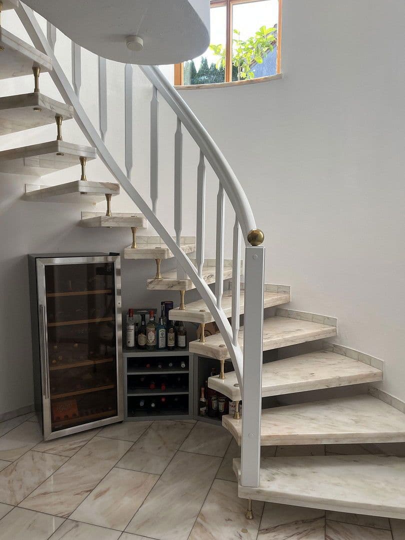 Prodej domu 245 m², pozemek 1.770 m², Nittendorf, Bavorsko Prodej domu 245 m², pozemek 1.770 m², Nittendorf, Bavorsko