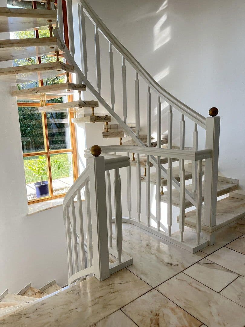 Prodej domu 245 m², pozemek 1.770 m², Nittendorf, Bavorsko Prodej domu 245 m², pozemek 1.770 m², Nittendorf, Bavorsko