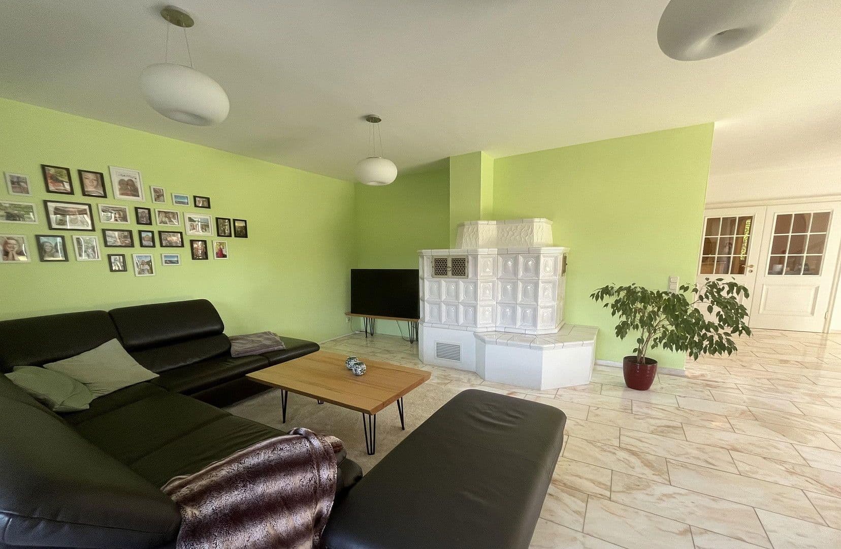 Prodej domu 245 m², pozemek 1.770 m², Nittendorf, Bavorsko Prodej domu 245 m², pozemek 1.770 m², Nittendorf, Bavorsko