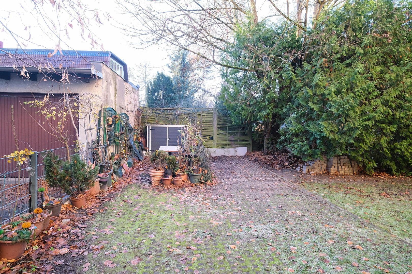 Prodej bytu 3+1 82 m², Rehagener Str. 62, Berlin, Berlín Prodej bytu 3+1 82 m², Rehagener Str. 62, Berlin, Berlín