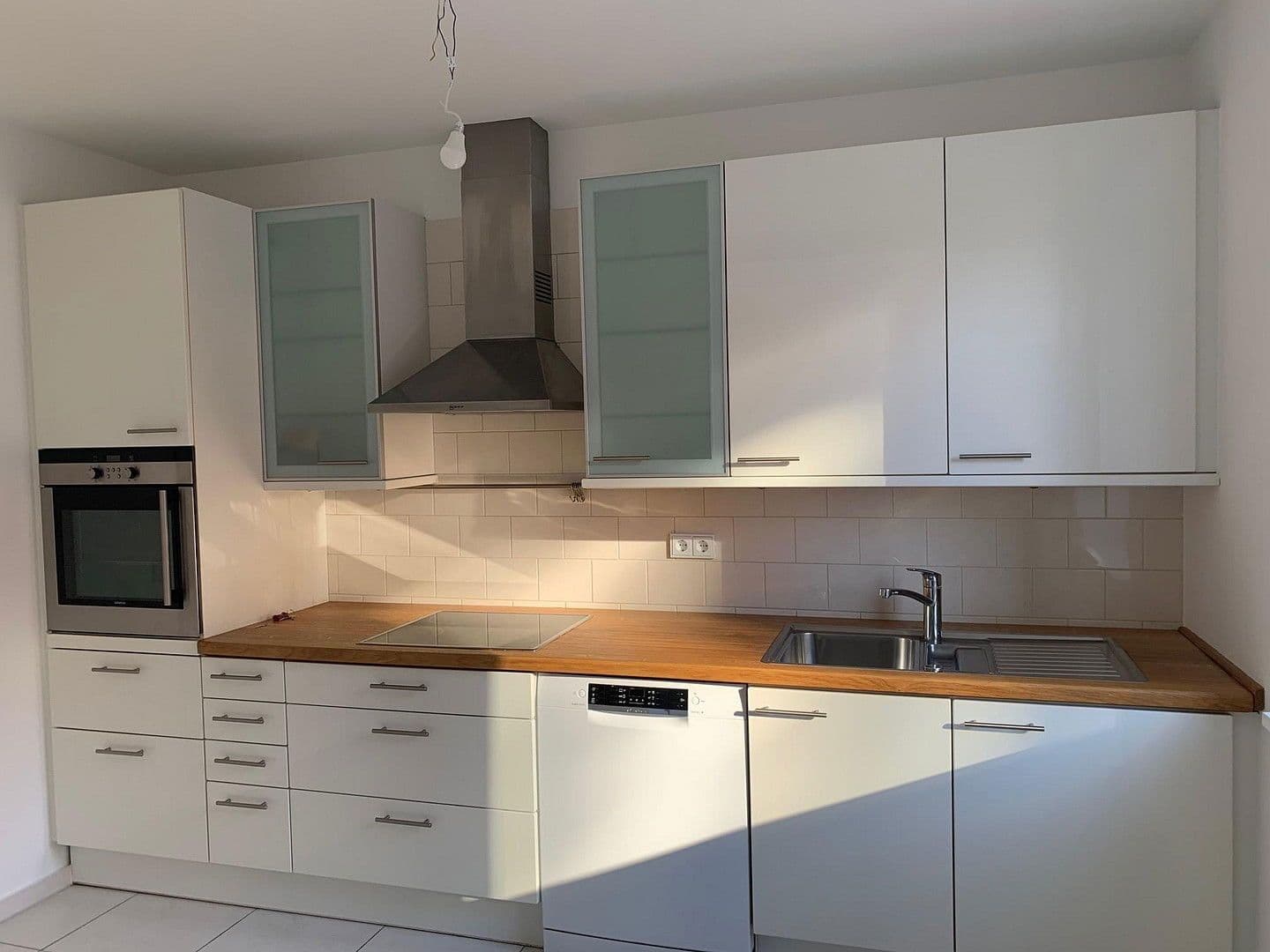 Prodej bytu 4+1 105 m², Hamburg, Hamburg Prodej bytu 4+1 105 m², Hamburg, Hamburg